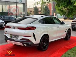 بی ئێم دەبڵیو X6